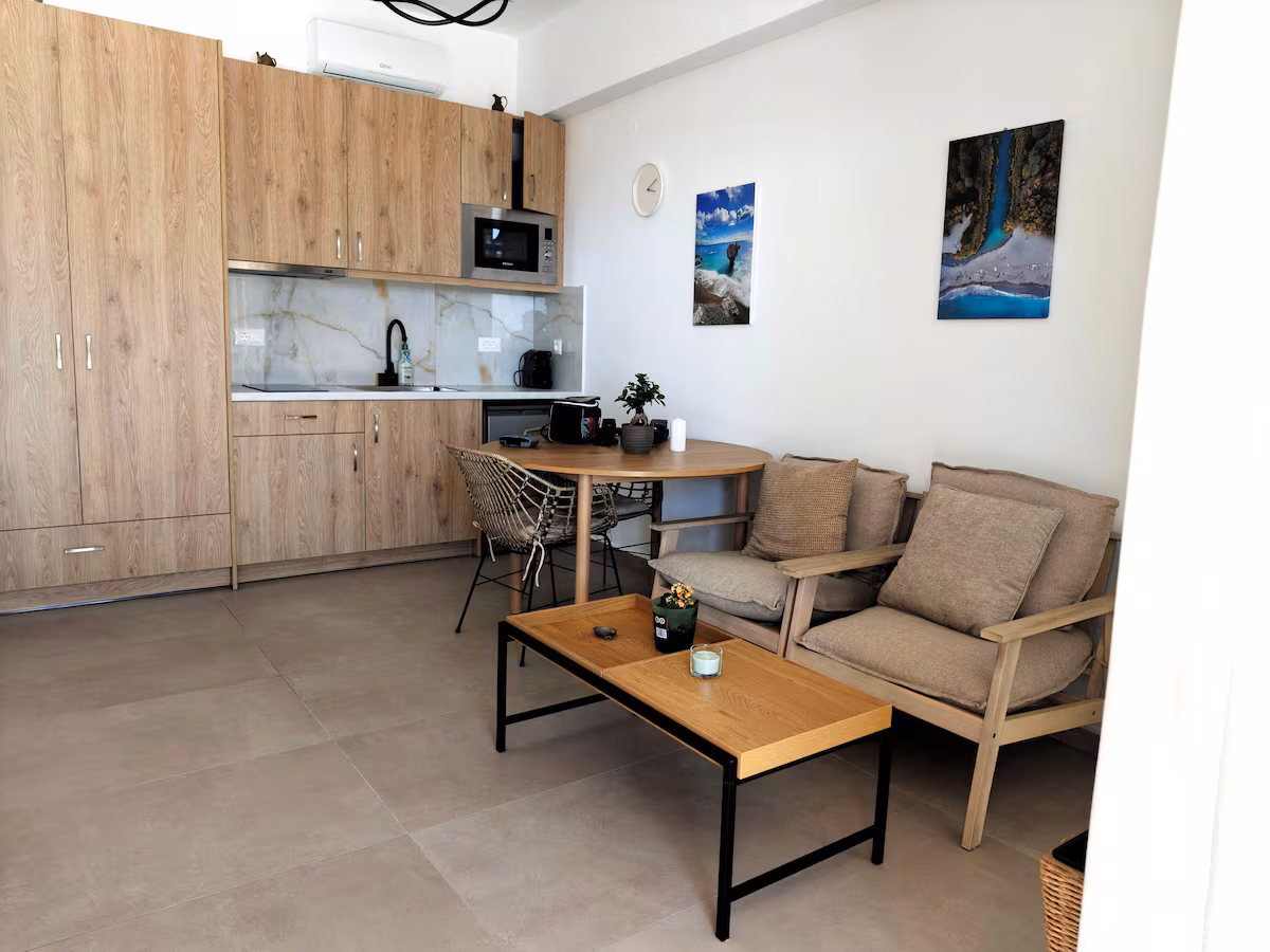 Spiliari Beachfront Studio - Spilies Retreat